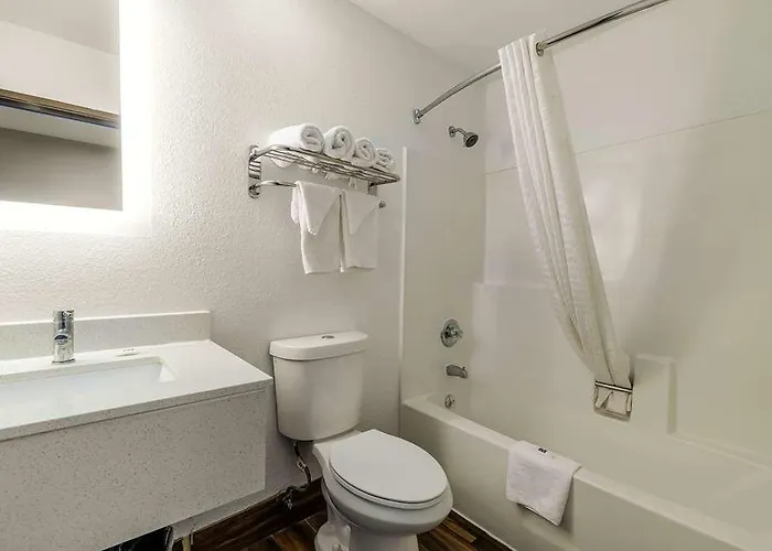 Studio 6 Suites Flagstaff, Az * Flagstaff