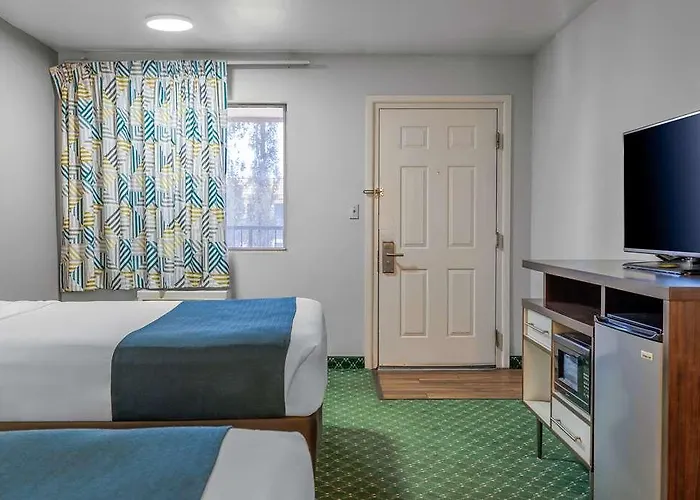 Studio 6 Suites Flagstaff, Az Hotel